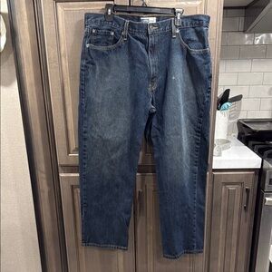 Signature Levi Strauss Relaxed Fit men’s jeans, size 40/30, GUC